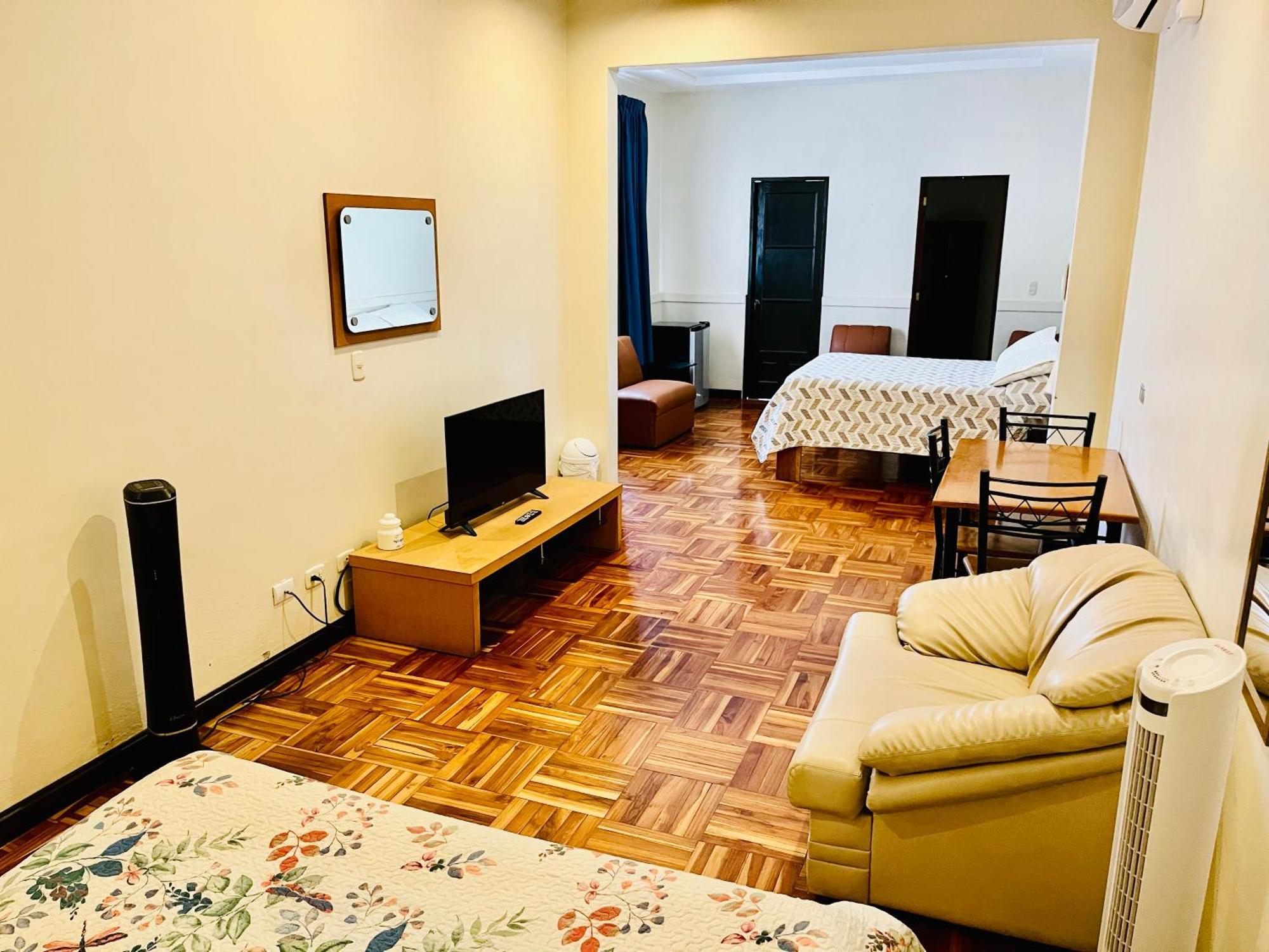 Ester'S Place Эскасу Экстерьер фото